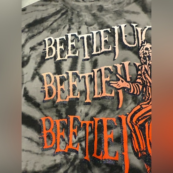 Beetlejuice Black and Grey Tie Dye Sparkly Graphic Crop Top Large - Picture 5 of 7